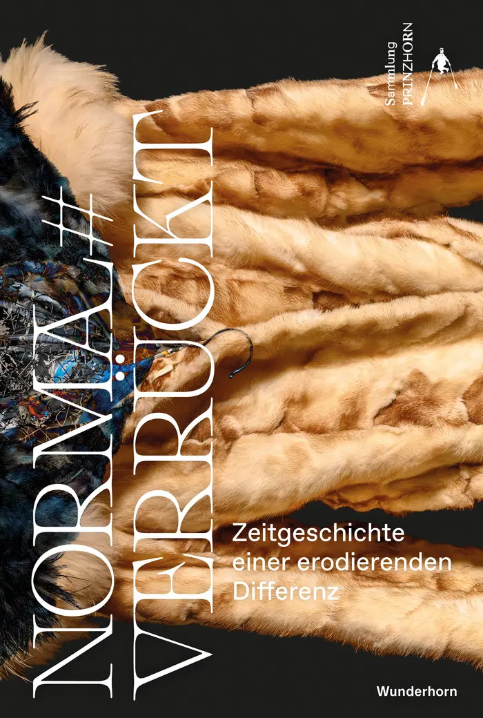 Buchcover mit der Abbildung eine Pelzmantels